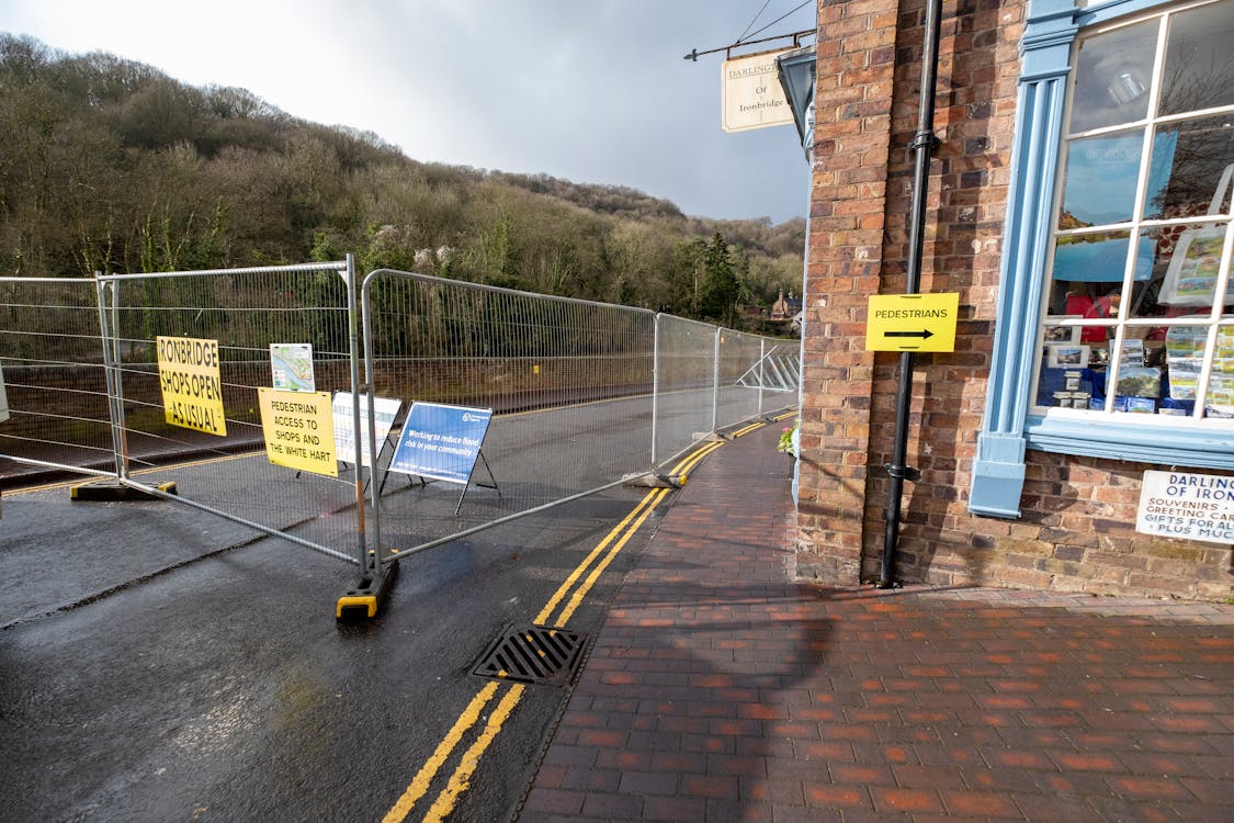 Professional insurance adjusters at industry conference networking